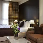 Le Pera Hotel