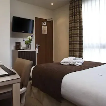 Le Pera Hotel