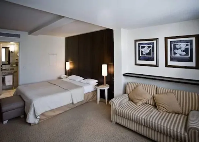 Le Pera Отель 4*