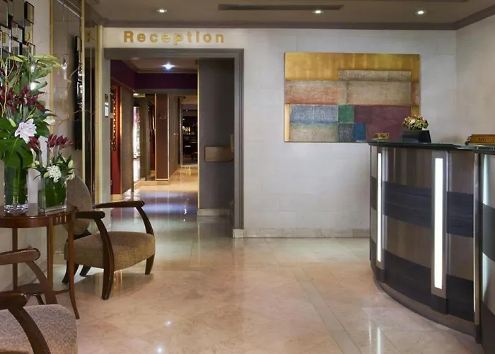 Отель Le Pera 4*