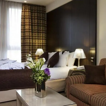 Le Pera Hotell