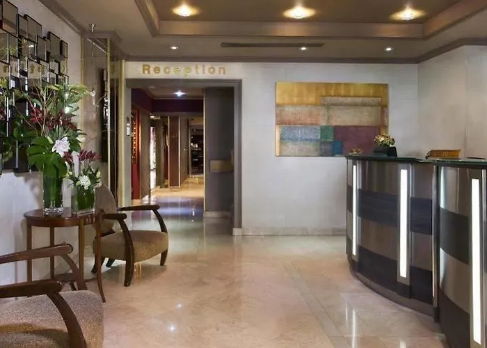 Le Pera Hotel 4*